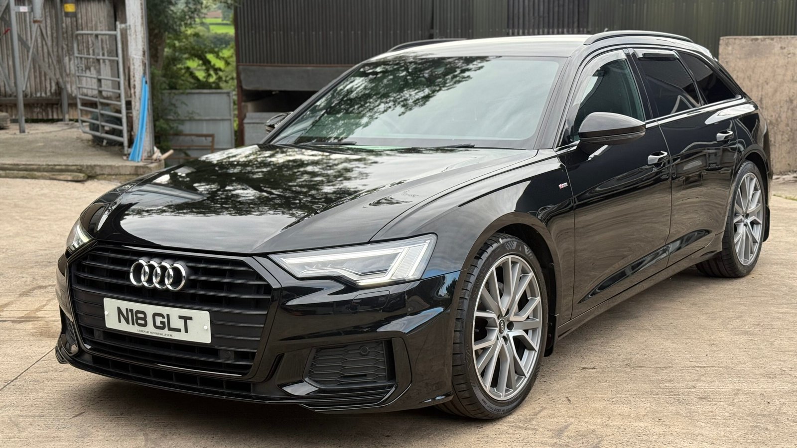 Audi A6 maintenance wash, car interior detailing uk by sid-detailing.co.uk team