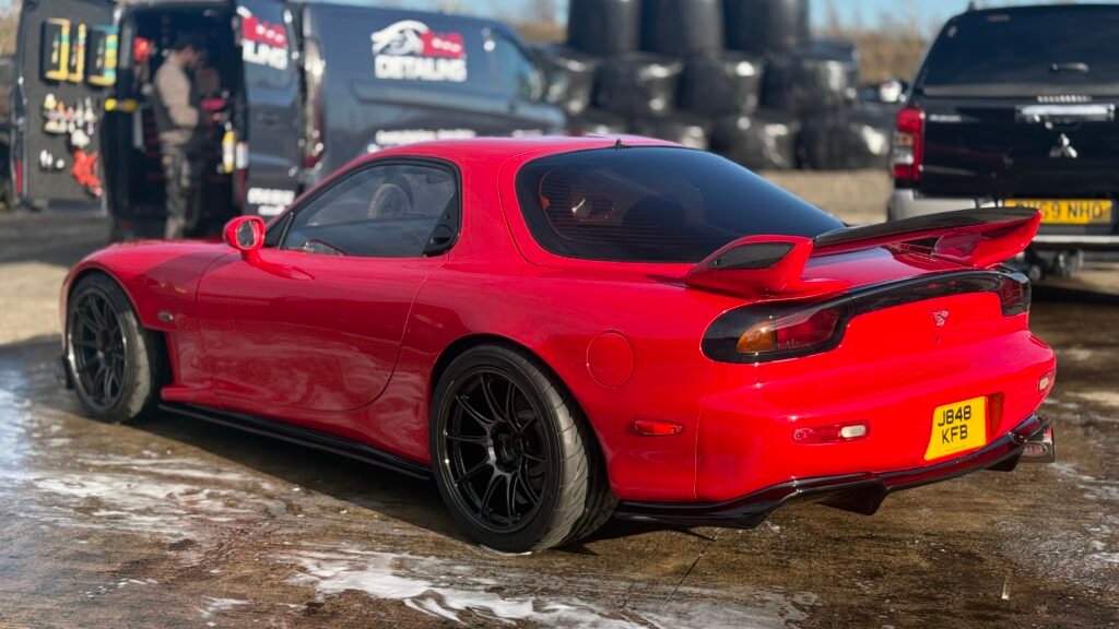 Mazda RX-7 – Maintenance Wash & Sealant