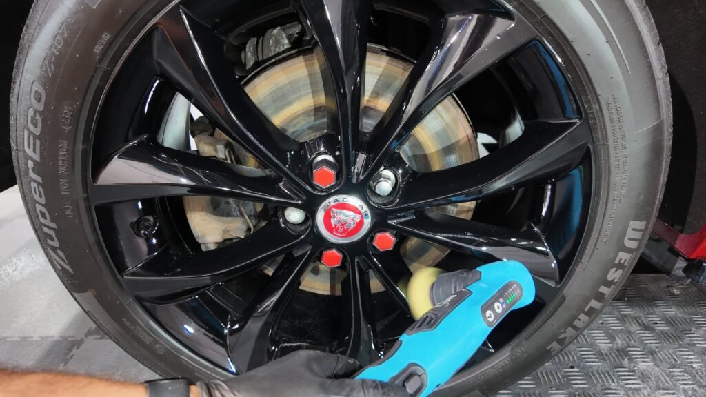 Jaguar XF – Single-Stage Polish & Ceramic