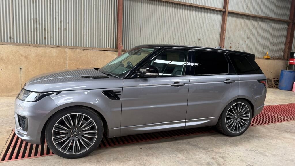 Landrover sport paint correction in northen Ireland by sid detailing team www.sid-detailing.co.uk