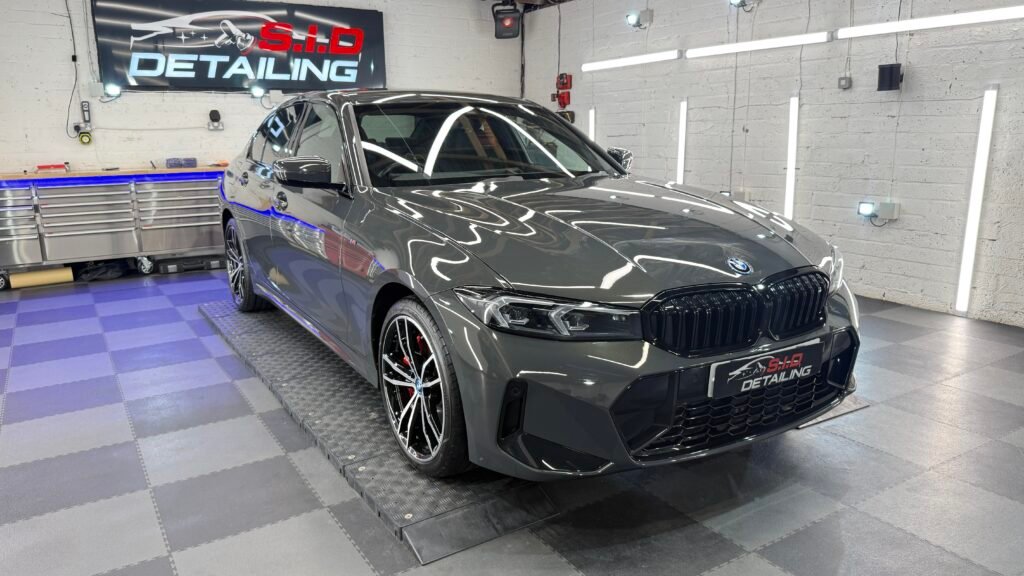 BMW 3 series ( grey ) Ceramic coating sid-detailing.co.uk