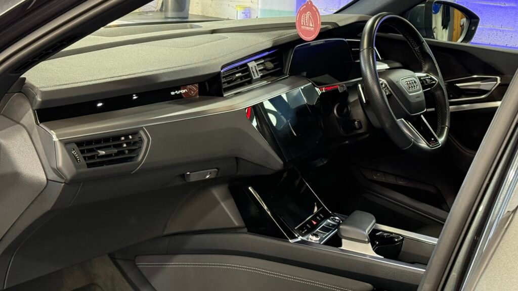 Audi e-tron deep interior cleaning sid-detailing.co.uk