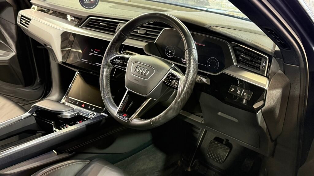 Audi e-tron deep interior cleaning sid-detailing.co.uk